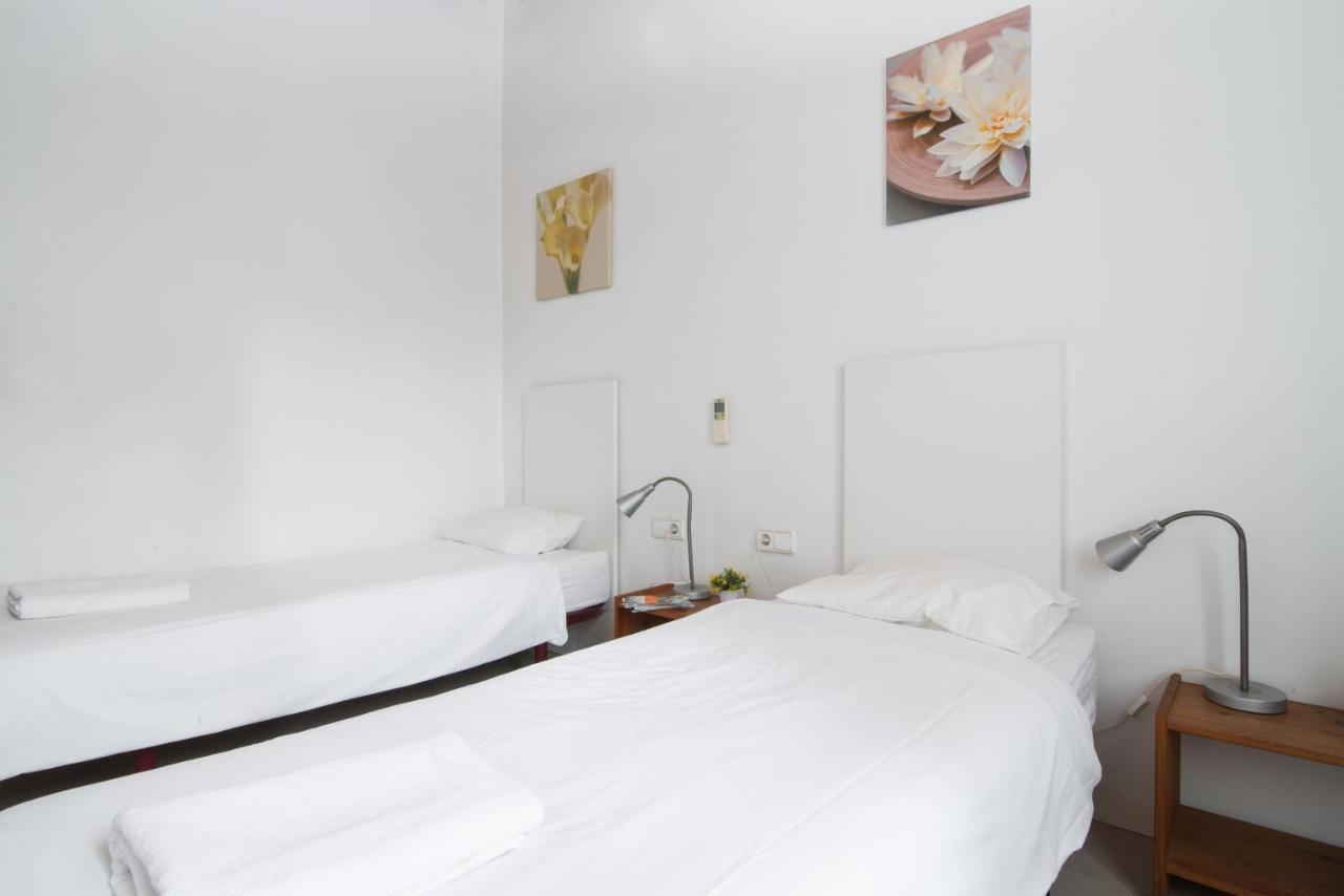 Apartament Mooeve Sant Antoni Barcelona Zewnętrze zdjęcie